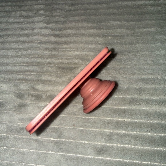 MagSafe Popsocket Wallet - Picture 4 of 7